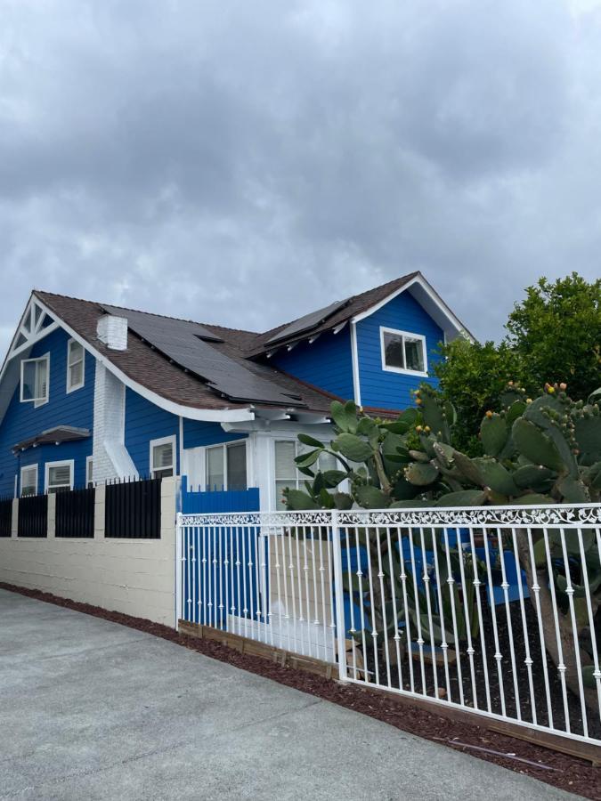 Usc Cozy Nook: Wi-fi, Ac & Fridge Near Downtown